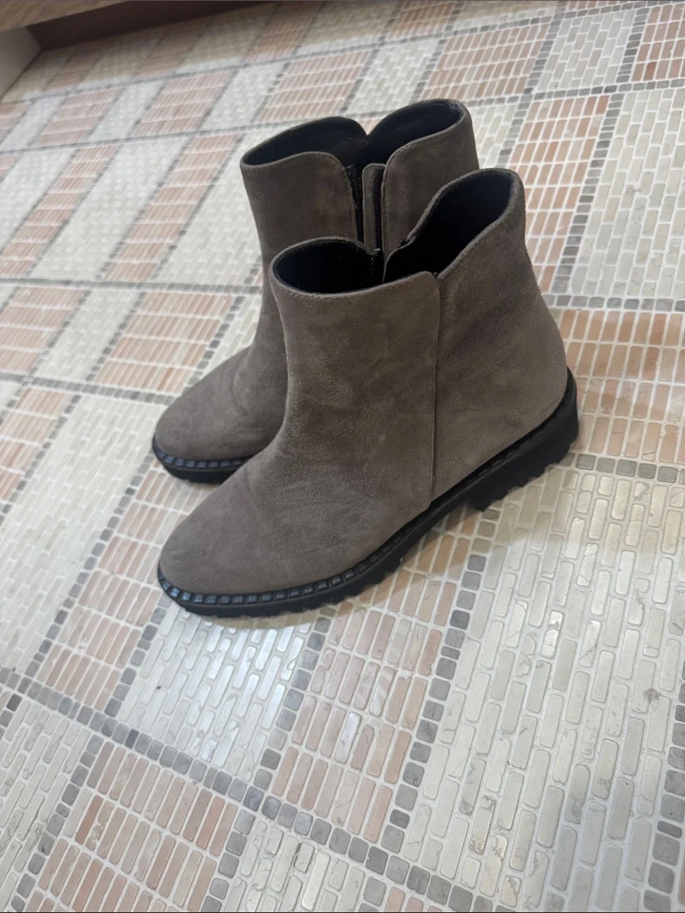 Women's Grey Suede Chelsea Ankle Boots - Sleek Winter Style